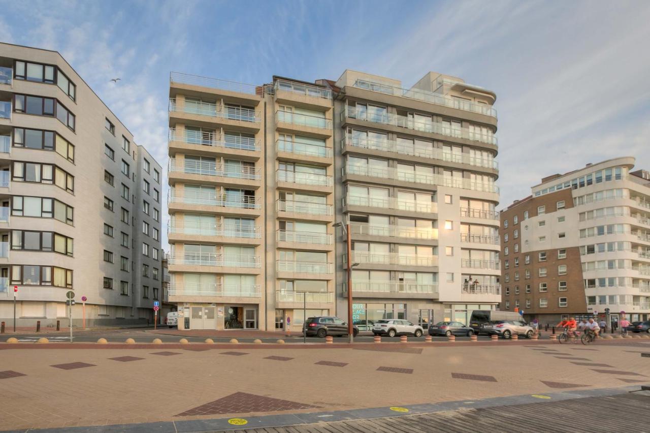 Appartementen Op De Zeedijk In Knokke Op De 3E En 4E Verdieping Van Logie Marie Екстер'єр фото