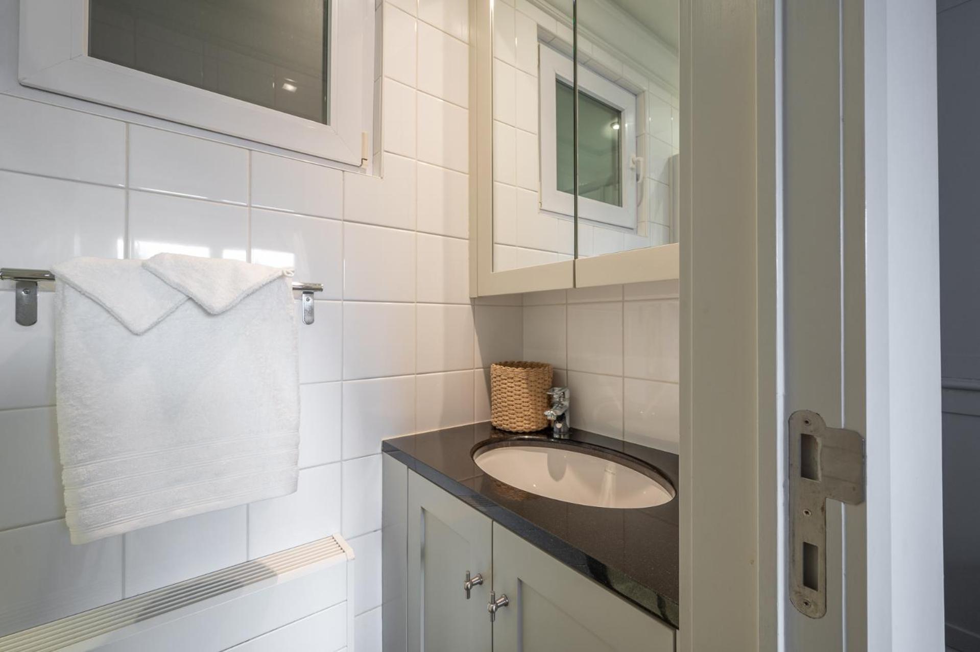 Appartementen Op De Zeedijk In Knokke Op De 3E En 4E Verdieping Van Logie Marie Екстер'єр фото